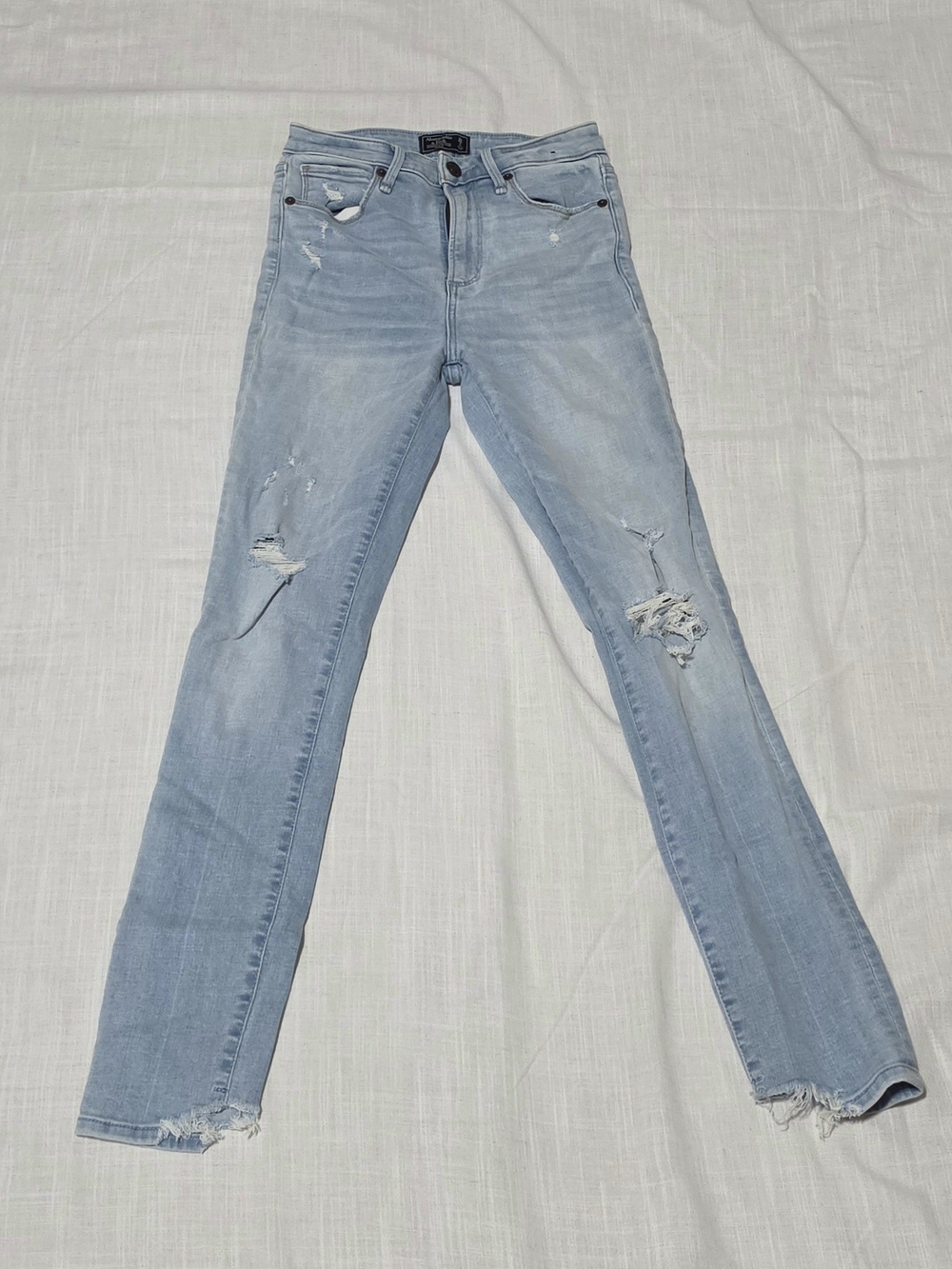 Abercrombie & Fitch Simone High Rise Ankle Jean 26/2L NWOT